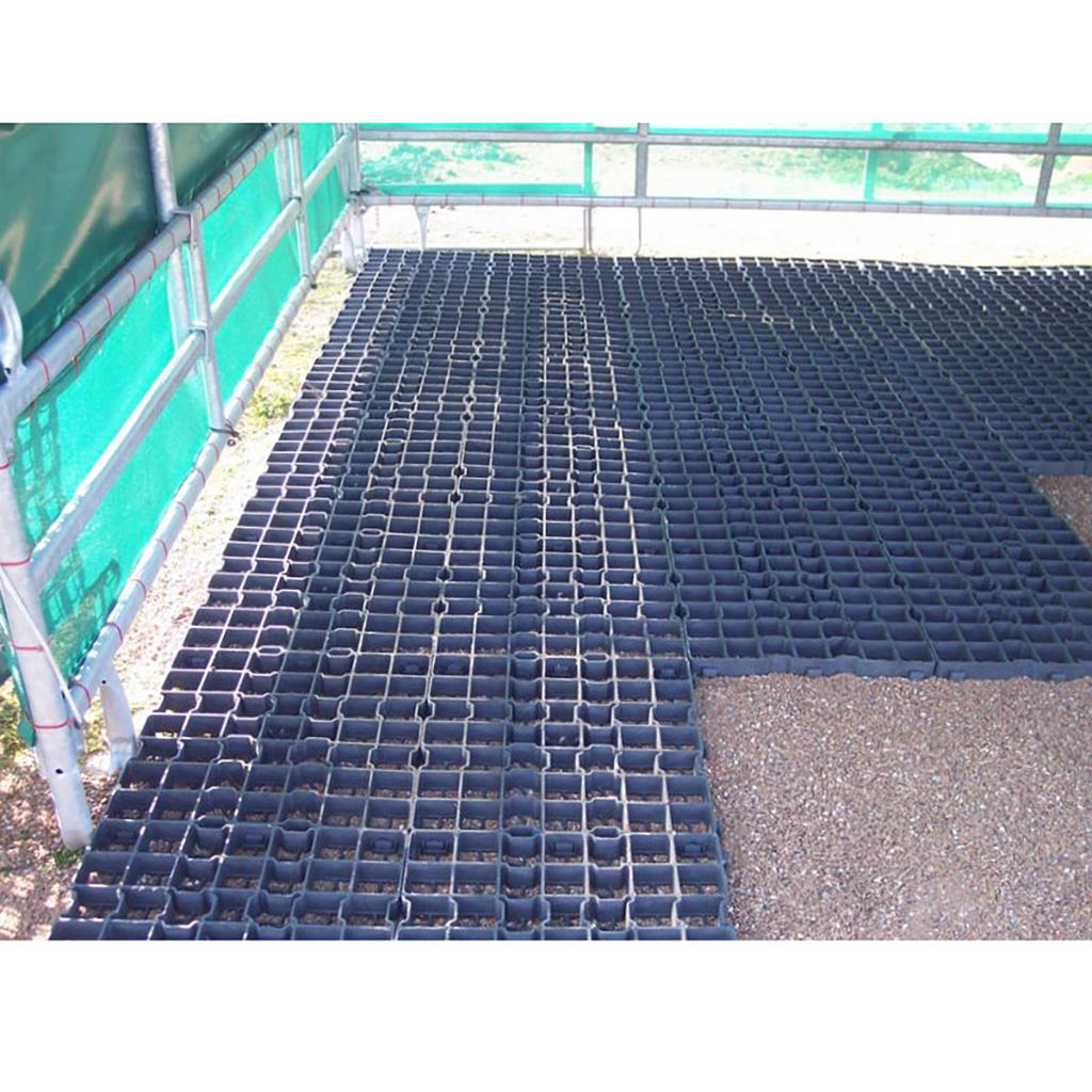 Dalle de stabilisation de sol pour écurie, abri de prairie, râtelier point d’eau. Plaque de 1m² Idéale également pour Écurie active