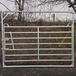 Porte sur arche ou cadre de porte ajustable en hauteur - 1m80 de haut partie barrière - Double verrouillage - Charnières haute résistance longue durée de vie - Passage jusqu'à 2m88 de haut et 3m04 de largeur